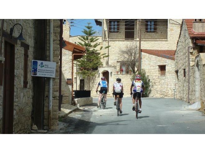 Lofou Traditional Stone House Exterior foto